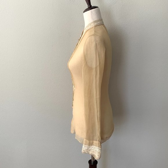 Elie Tahari Romantic Silk Beige Blouse With Lace Panels and Button Detail - Picture 4 of 7